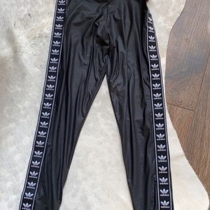 Adidas leggings